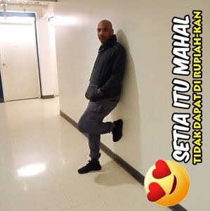 Meet your Posher, Marcelles